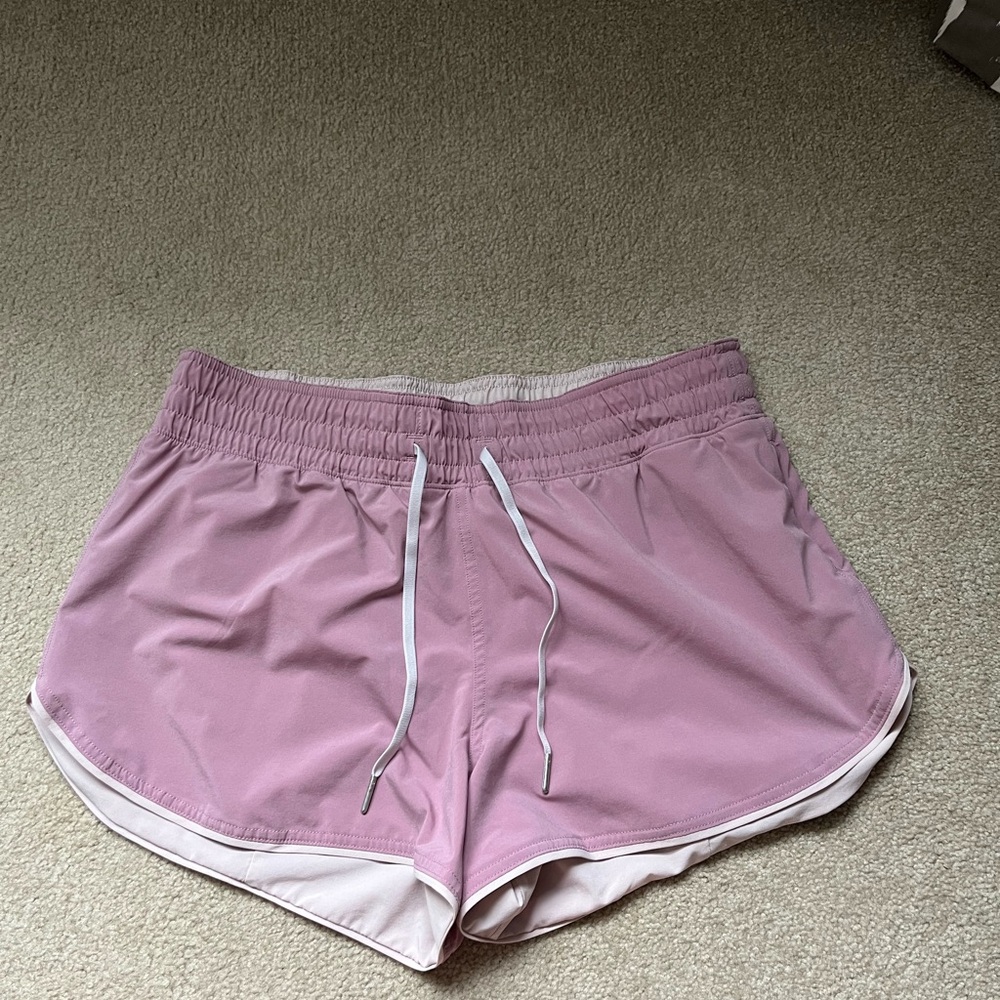 Lululemon choose a side shorts size 10
